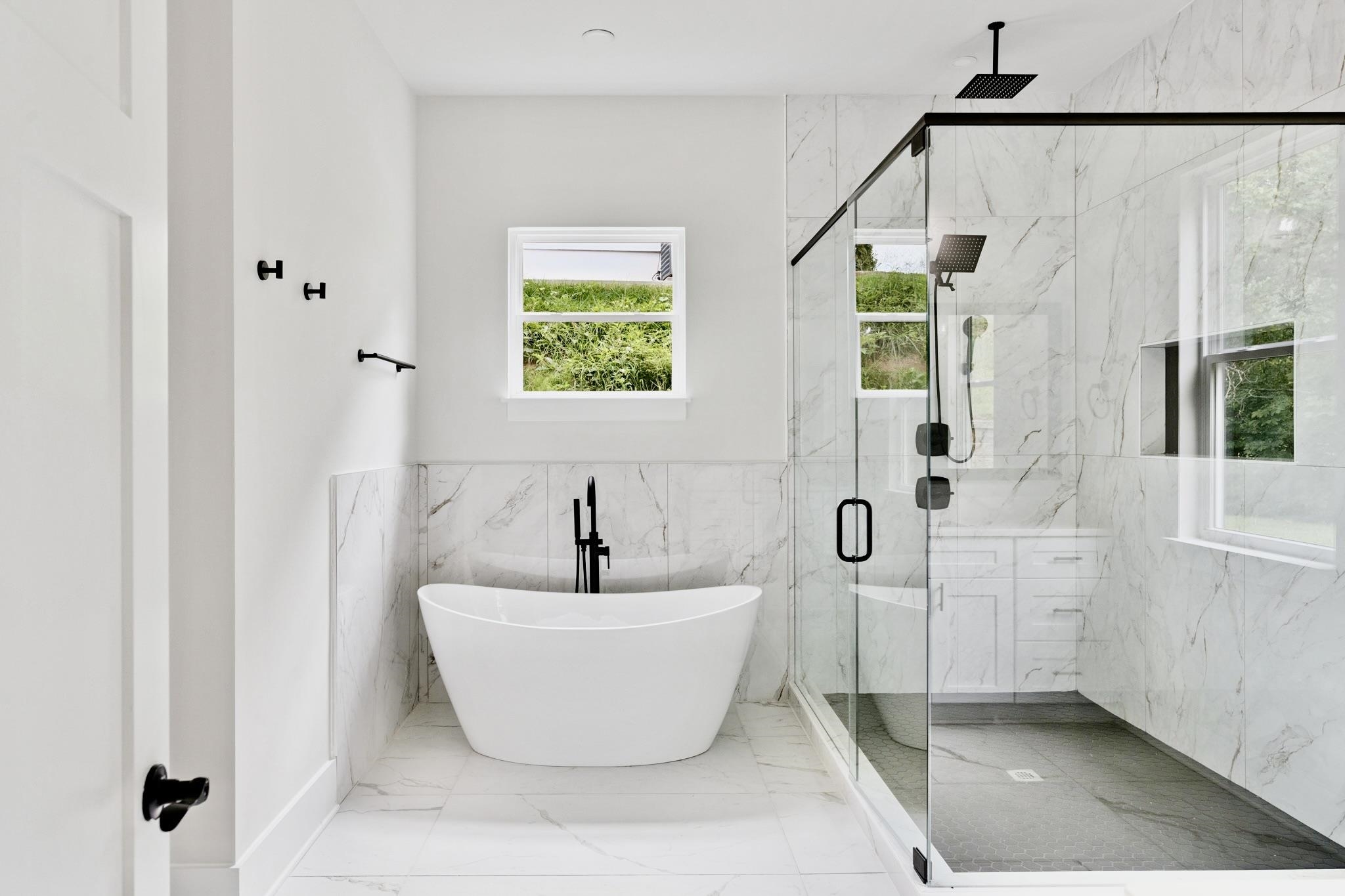 108 Horseshoe Bend Road Easley, SC 29642 - Photo 17 of 41 Guest Bath