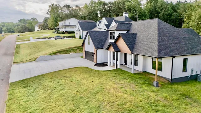 $699,989 | 108 Horseshoe Bend Road, Easley, SC 29642