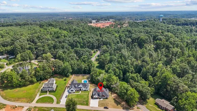 $699,989 | 108 Horseshoe Bend Road, Easley, SC 29642