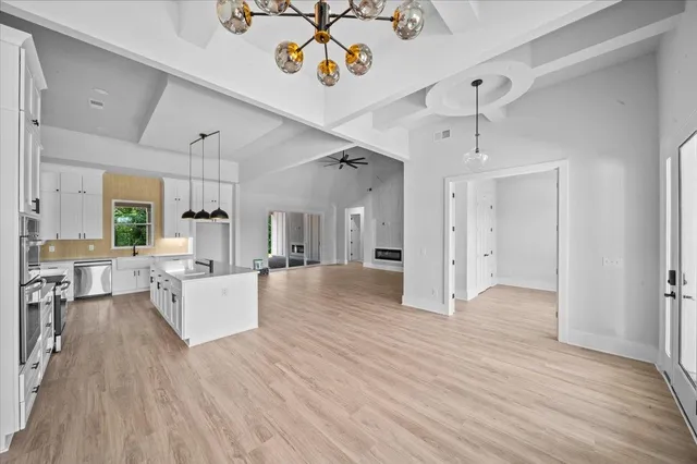 $699,989 | 108 Horseshoe Bend Road, Easley, SC 29642