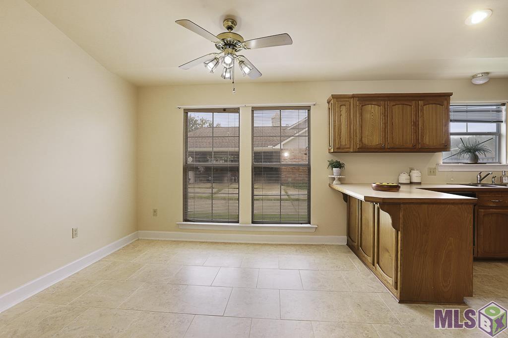 5232 Rivermeadow Drive Baton Rouge, LA 70820 - Photo 8 of 28