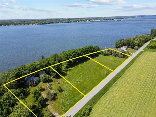 $699,900 | 144 Lakewood Drive, Swanton, VT 05488