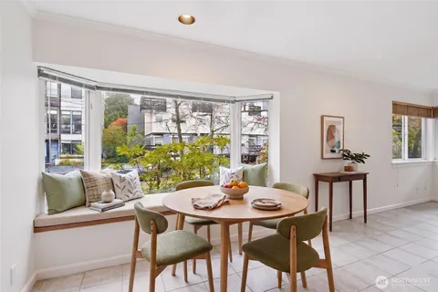 $439,000 | 4811 Phinney Avenue North, Unit 101, Seattle, WA 98103