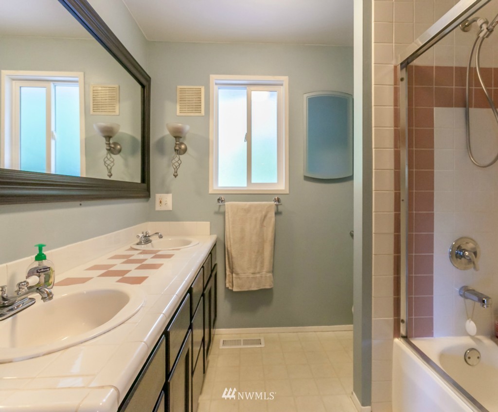23727 7th Avenue West Bothell, WA 98021 - Photo 11 of 15