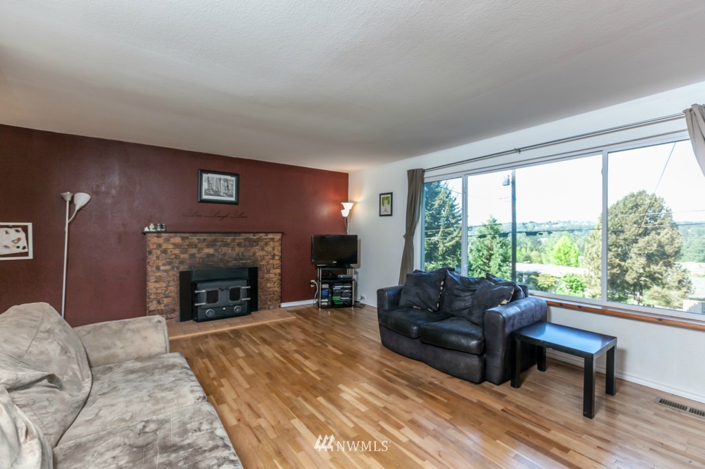 23727 7th Avenue West Bothell, WA 98021 - Photo 4 of 15