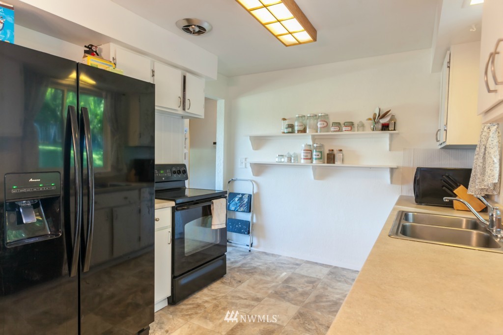 23727 7th Avenue West Bothell, WA 98021 - Photo 8 of 15