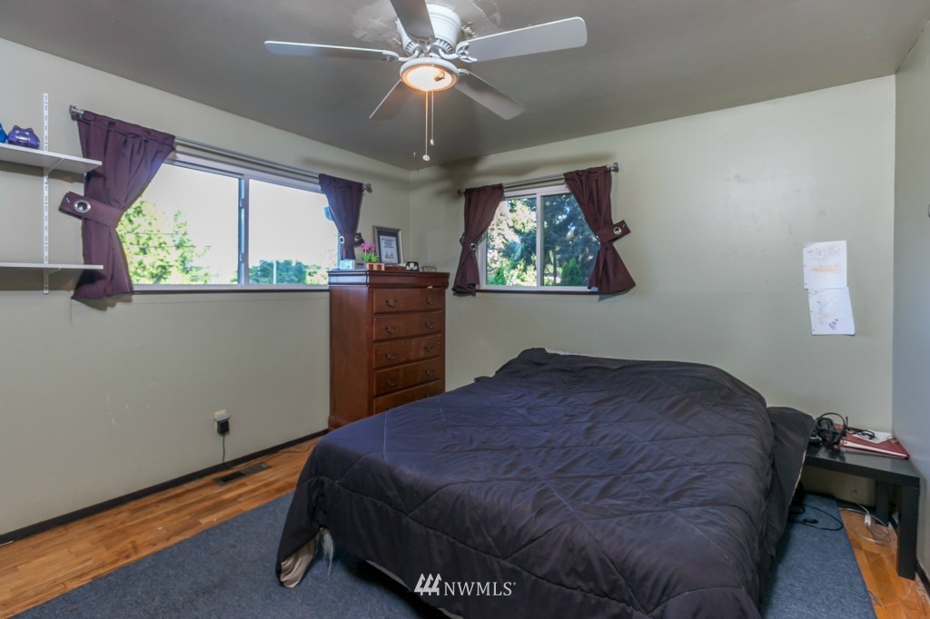23727 7th Avenue West Bothell, WA 98021 - Photo 10 of 15