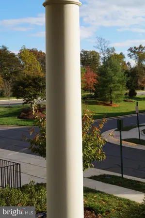 $3,800 | 25575 America Square, Chantilly, VA 20152