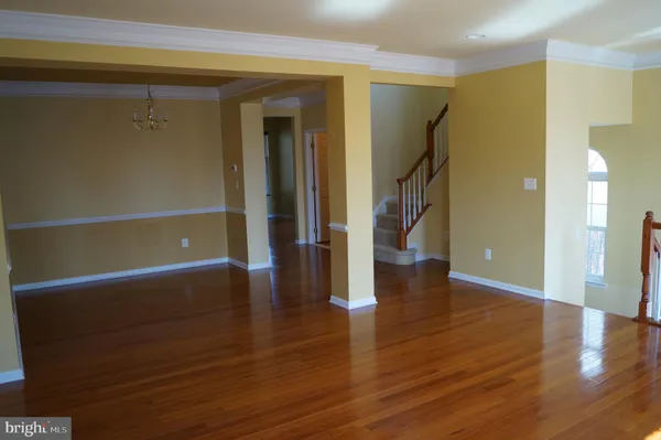 $3,600 | 25575 America Square, Chantilly, VA 20152