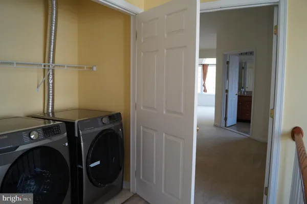 $3,600 | 25575 America Square, Chantilly, VA 20152