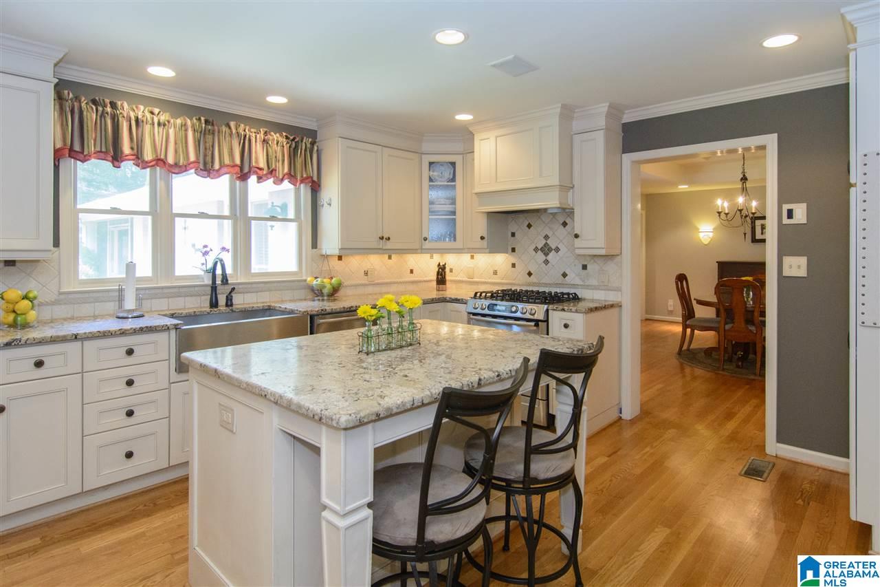 3800 North Woodridge Road Birmingham, AL 35223 - Photo 12 of 50