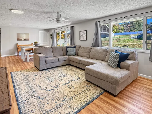 $322,000 | 1300 Worrell Drive, Jasper, IN 47546