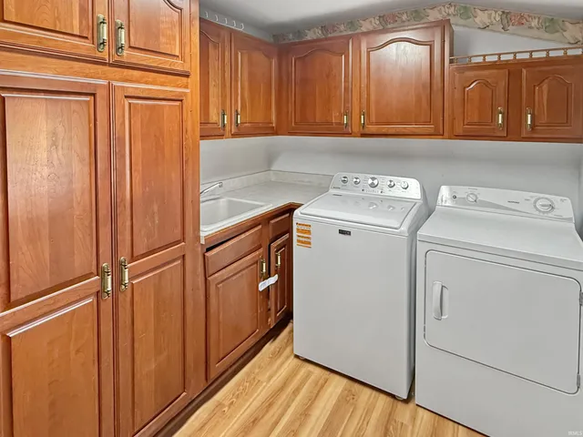 $322,000 | 1300 Worrell Drive, Jasper, IN 47546