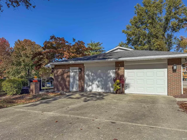 $322,000 | 1300 Worrell Drive, Jasper, IN 47546