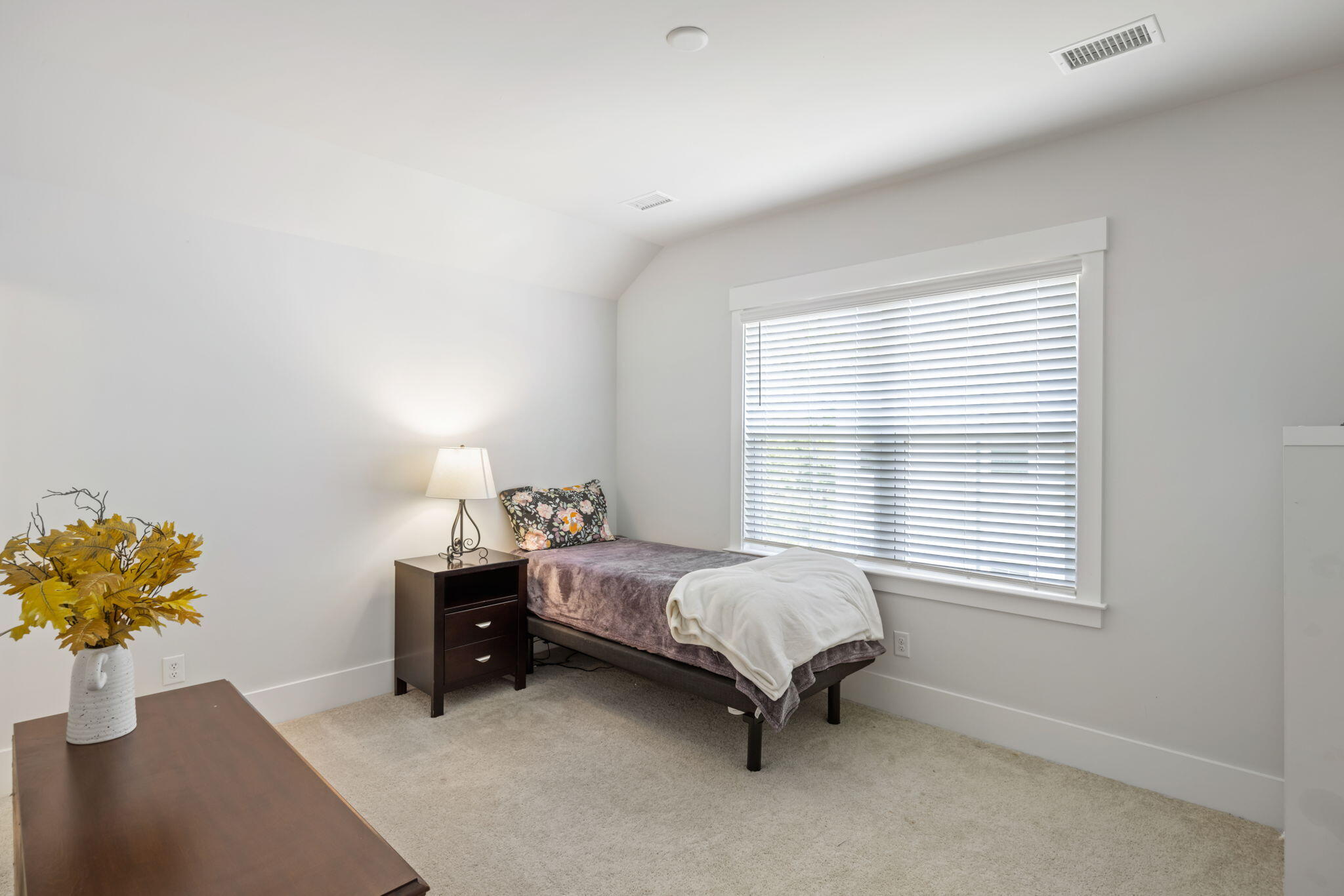 137 Falaise Street Charleston, SC 29492 - Photo 13 of 22 13-web-or-mls-CoastalRephoto137Falaise-1