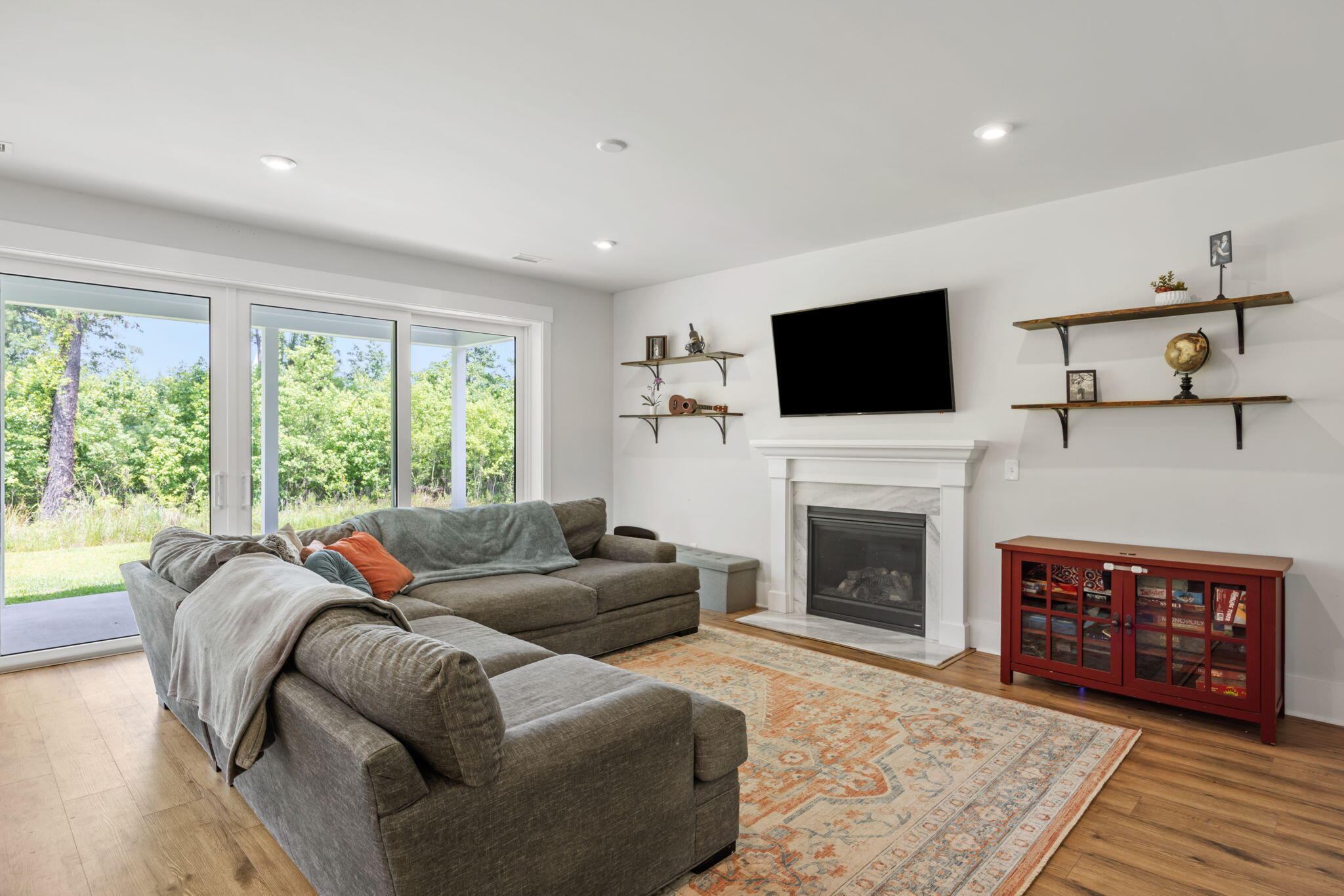 137 Falaise Street Charleston, SC 29492 - Photo 4 of 22 4-web-or-mls-CoastalRephoto137Falaise-7