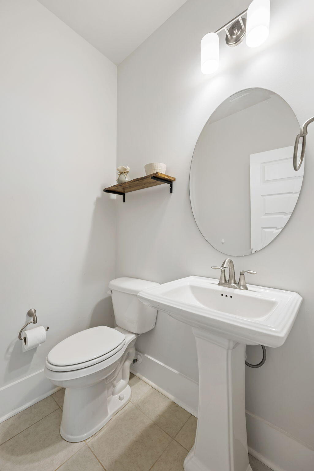 137 Falaise Street Charleston, SC 29492 - Photo 8 of 22 8-web-or-mls-CoastalRephoto137Falaise