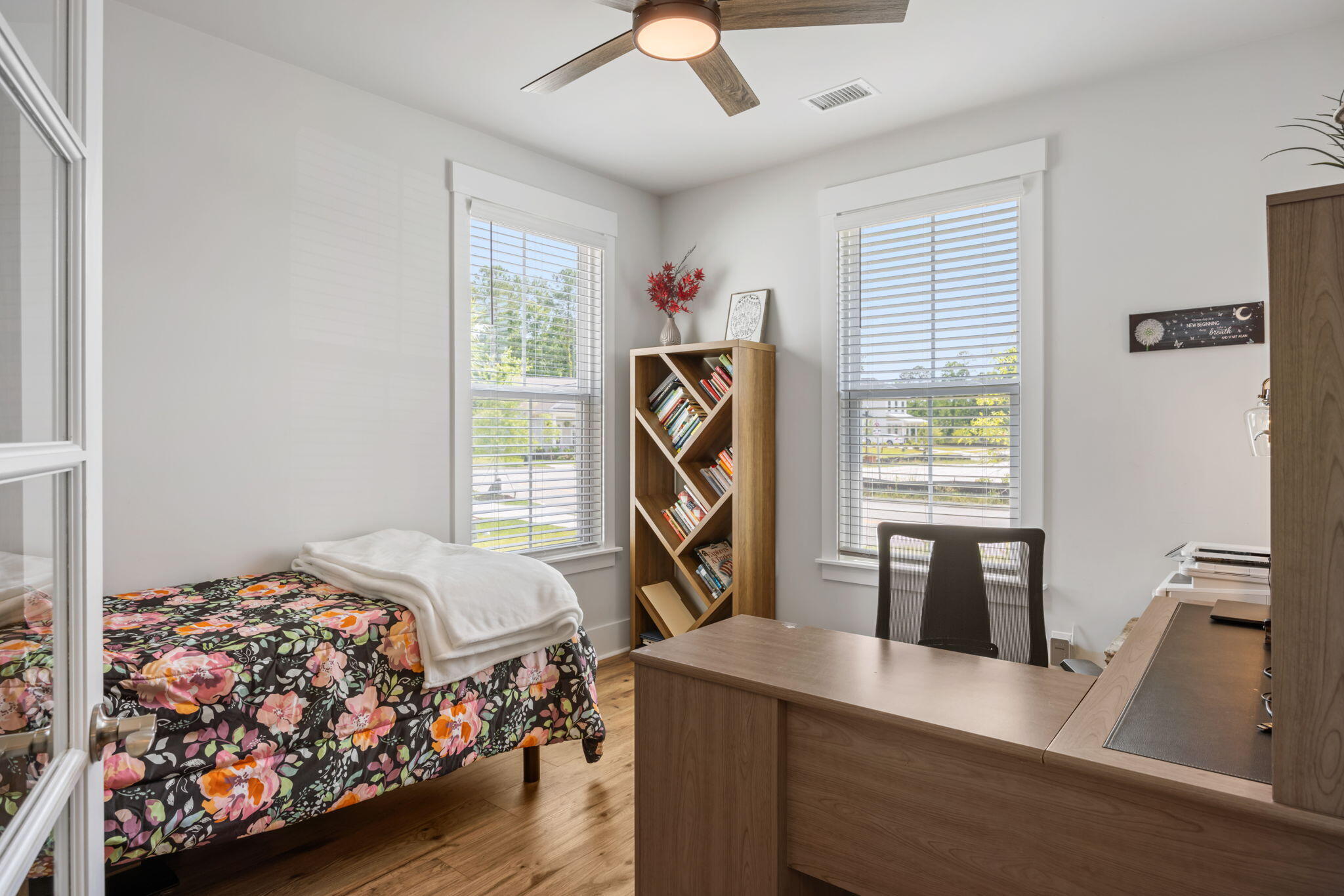 137 Falaise Street Charleston, SC 29492 - Photo 10 of 22 10-web-or-mls-CoastalRephoto137Falaise-1