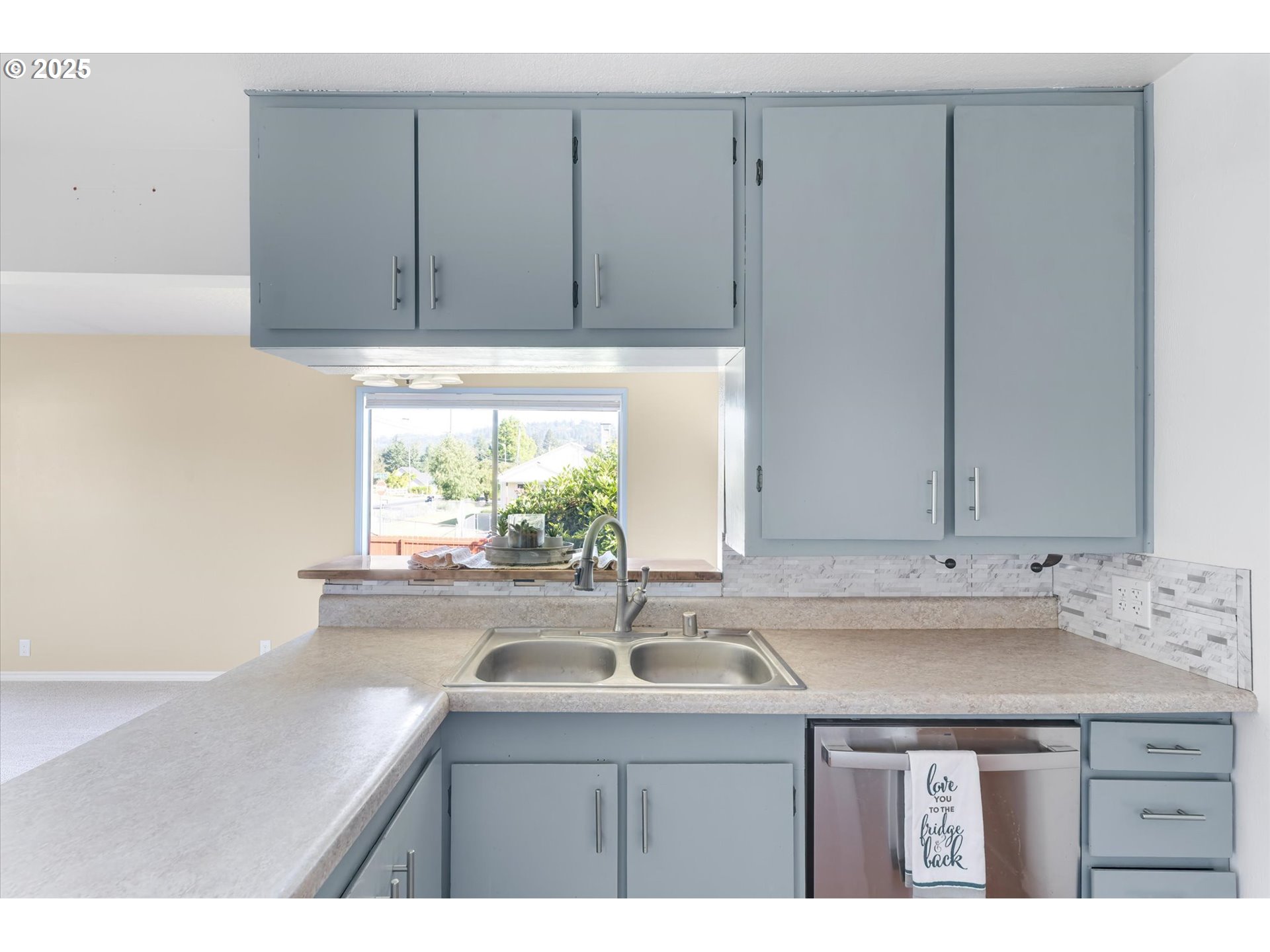 3102 Columbia Heights Road Longview, WA 98632 - Photo 11 of 40 Gallery Image 11
