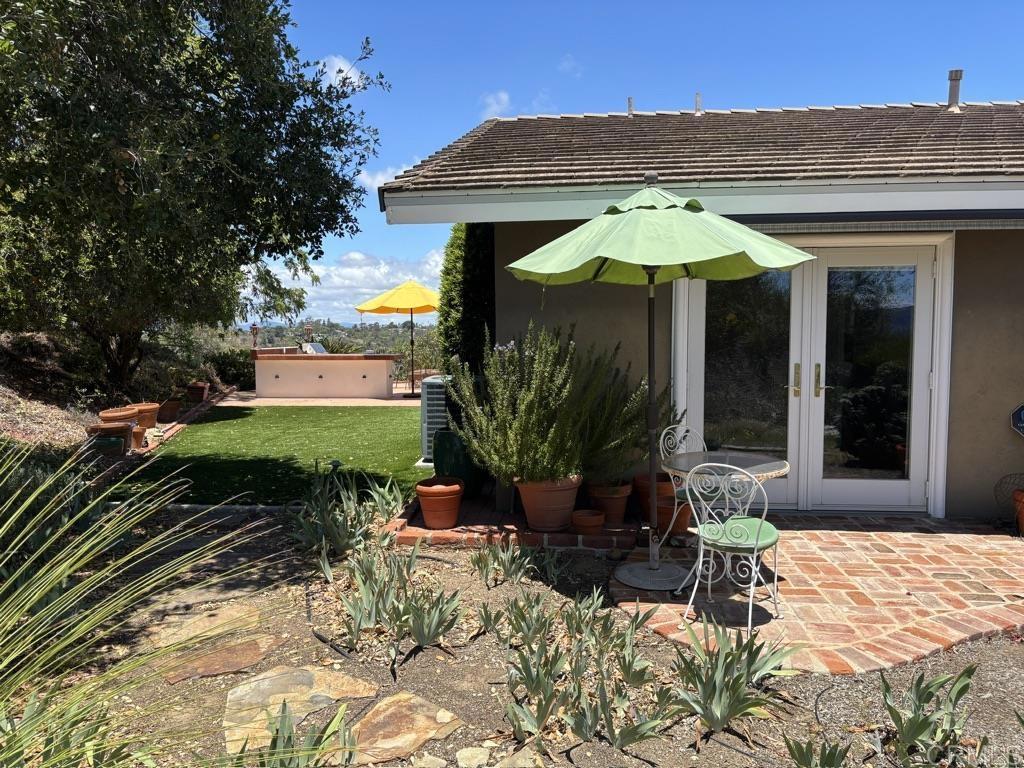 1825 Kent Place Vista, CA 92084 - Photo 12 of 57