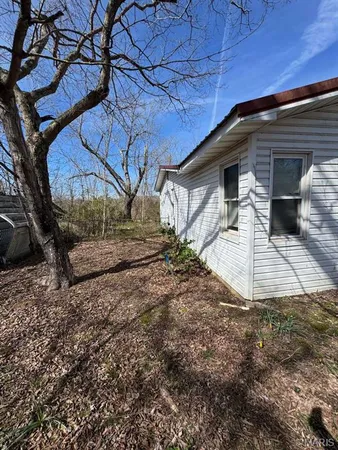 $69,900 | 1417 Cedar Street, Bismarck, MO 63624