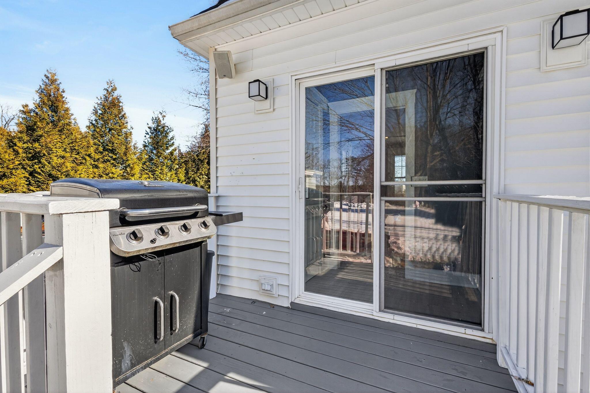 858 Riverside Street Portland, ME 04103 - Photo 29 of 35 858_Riverside_St_088