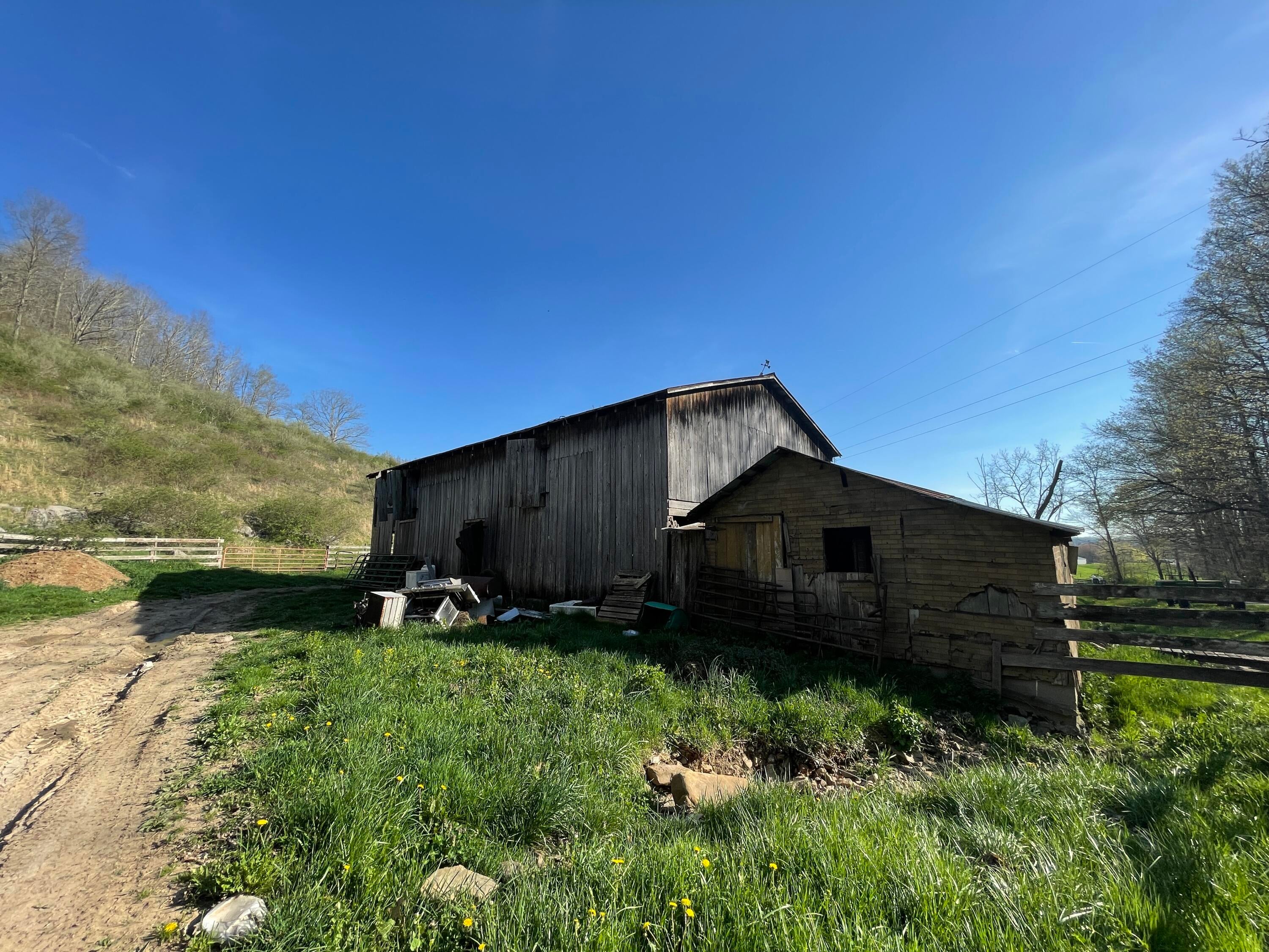 1340 Old Renick Road Renick, WV 24966 - Photo 17 of 53 Gallery Image 17