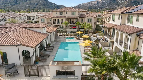 $3,000 | 31305 Via Nubes, Temecula, CA 92592