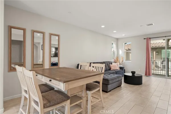 $3,000 | 31305 Via Nubes, Temecula, CA 92592