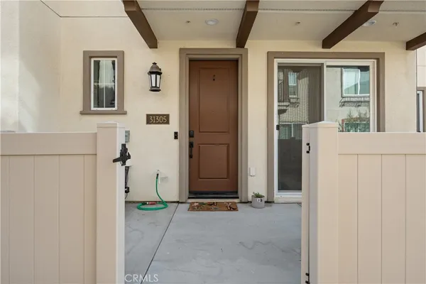 $3,000 | 31305 Via Nubes, Temecula, CA 92592