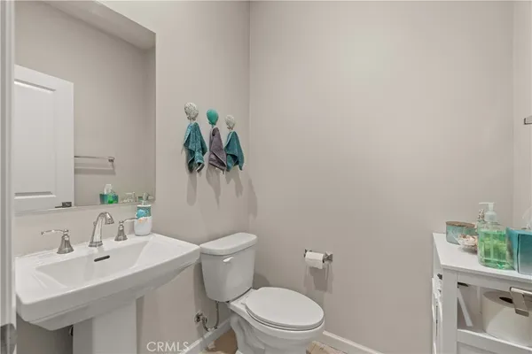 $3,000 | 31305 Via Nubes, Temecula, CA 92592