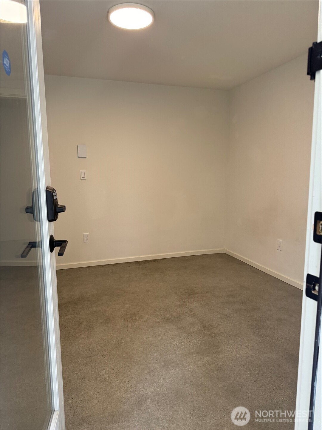 817 24th Avenue South, Unit B Seattle, WA 98144 - Photo 27 of 33 a view of a room