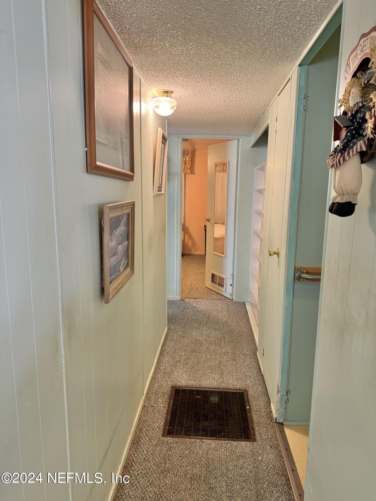 779 Ridgeline Road Satsuma, FL 32189 - Photo 15 of 43 Hallway View 2