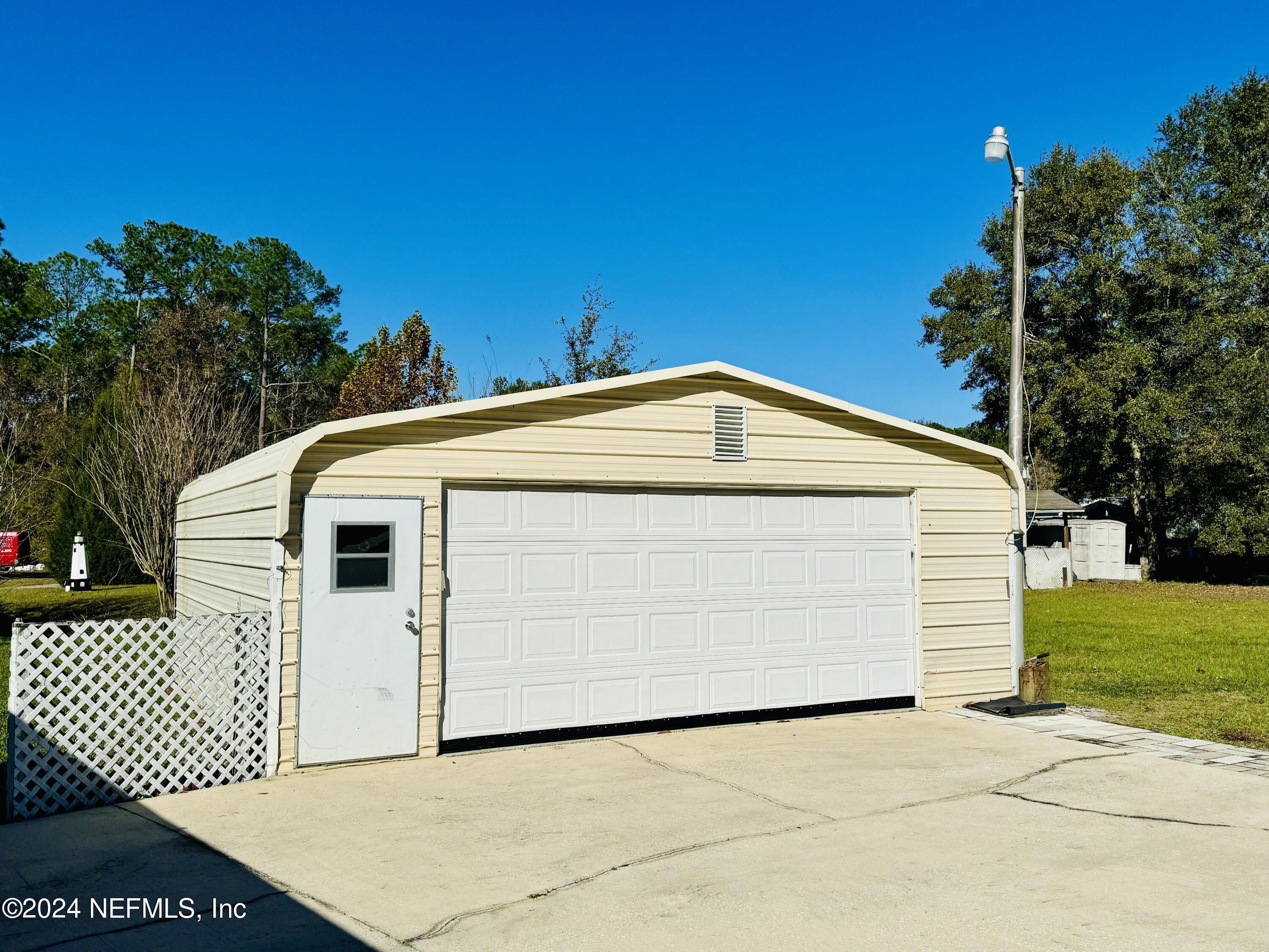 779 Ridgeline Road Satsuma, FL 32189 - Photo 29 of 43 24'x24' Workshop