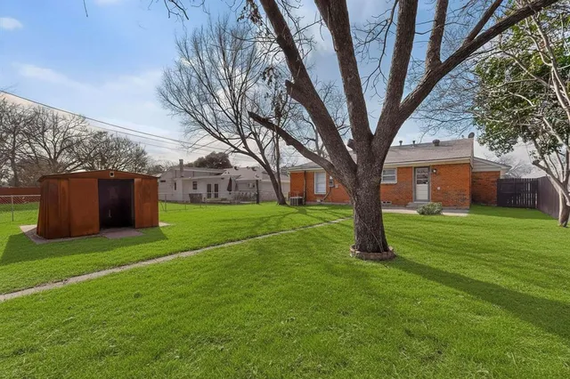 $1,550 | 11122 Stallcup Drive, Dallas, TX 75228