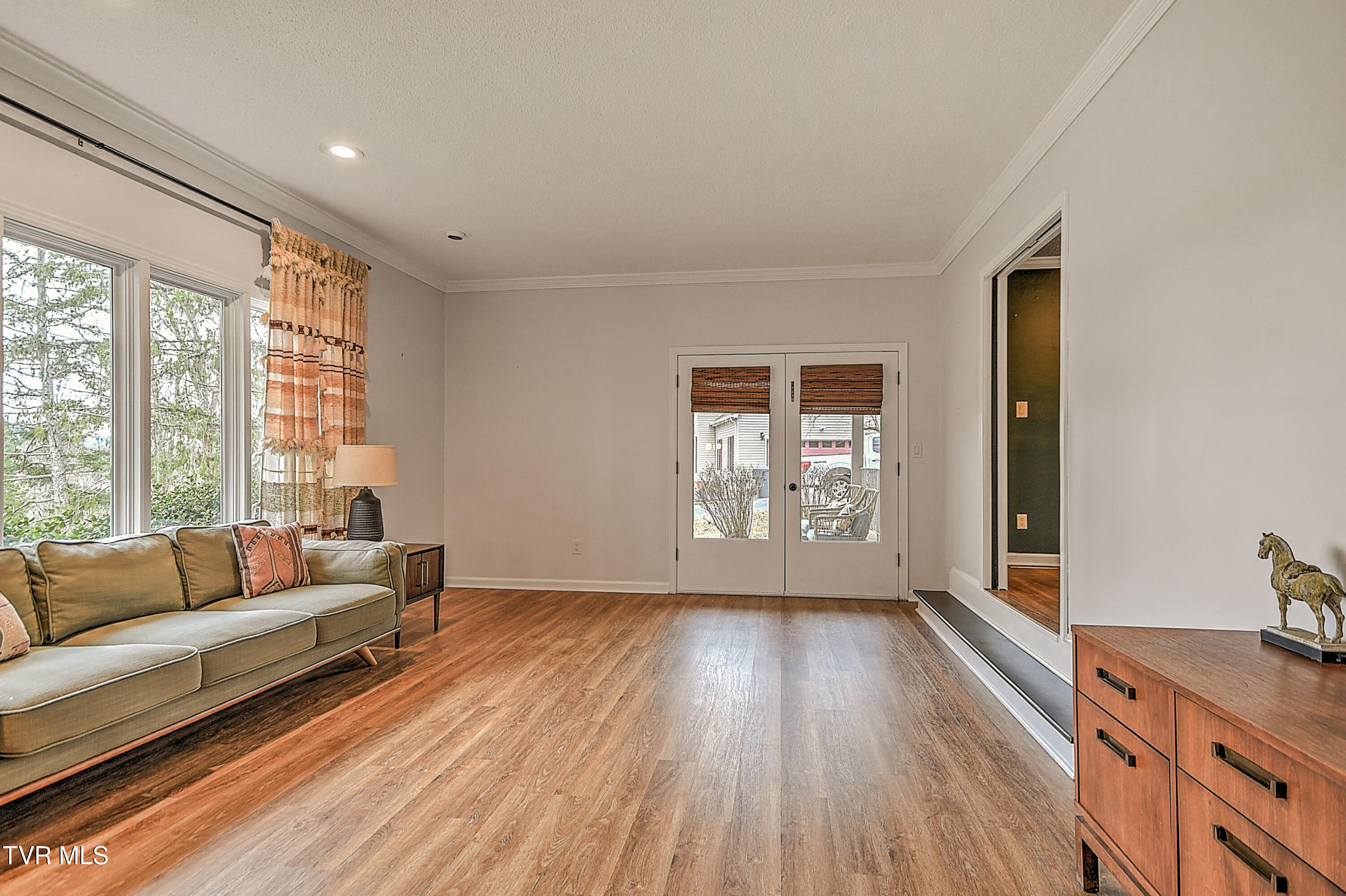 149 Kingsbridge Bristol, TN 37620 - Photo 11 of 61 149 Kingsbridge DOM-10