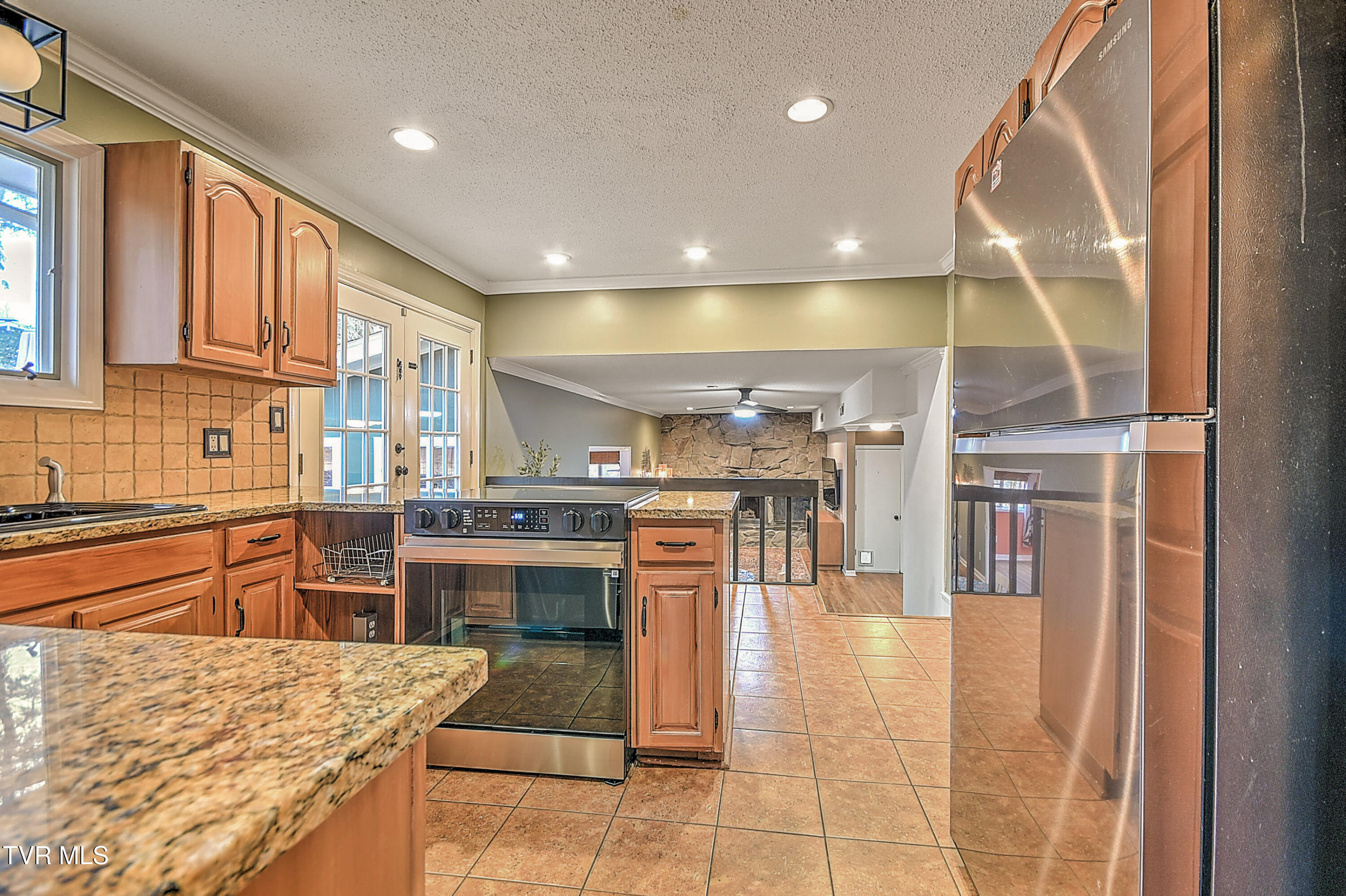 149 Kingsbridge Bristol, TN 37620 - Photo 19 of 61 149 Kingsbridge DOM-18