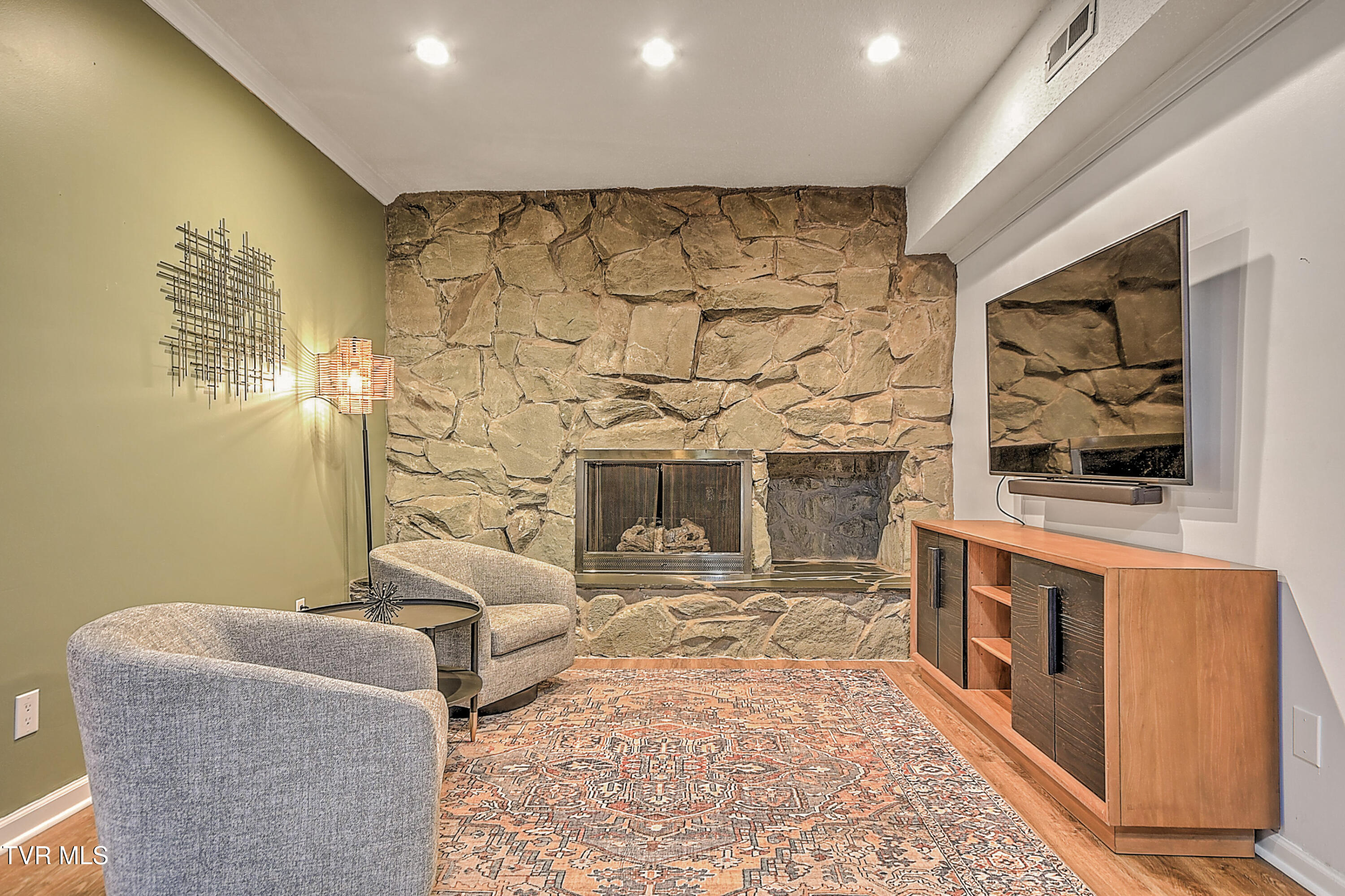 149 Kingsbridge Bristol, TN 37620 - Photo 28 of 61 149 Kingsbridge DOM-27