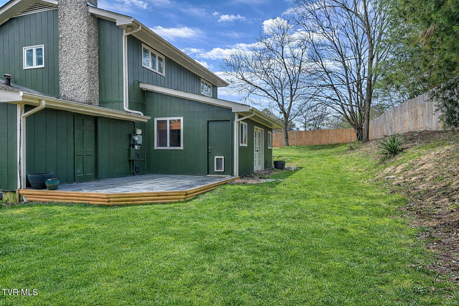 149 Kingsbridge Bristol, TN 37620 - Photo 4 of 61 149 Kingsbridge DOM-63