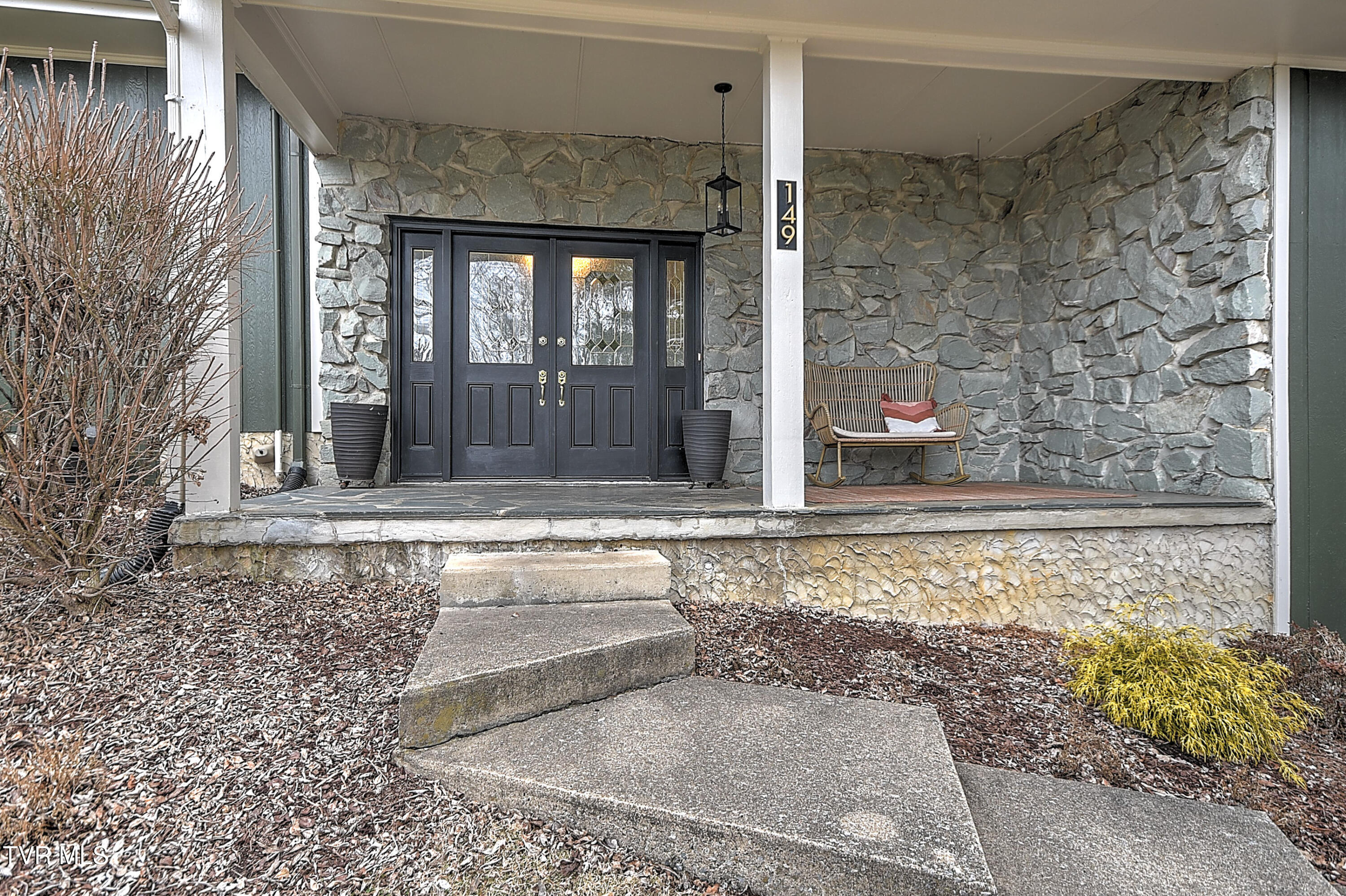 149 Kingsbridge Bristol, TN 37620 - Photo 6 of 61 149 Kingsbridge DOM-5