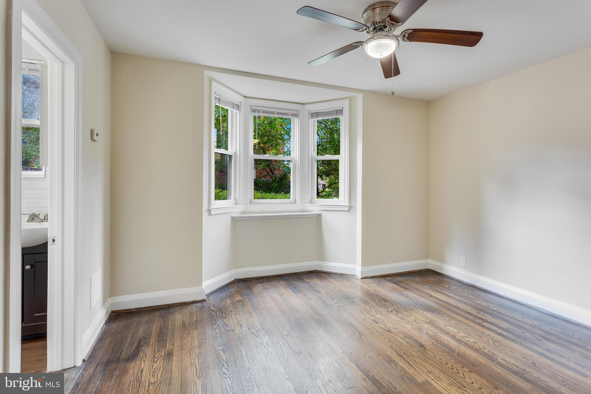 6211 Frederick Road Catonsville, MD 21228 - Photo 8 of 34