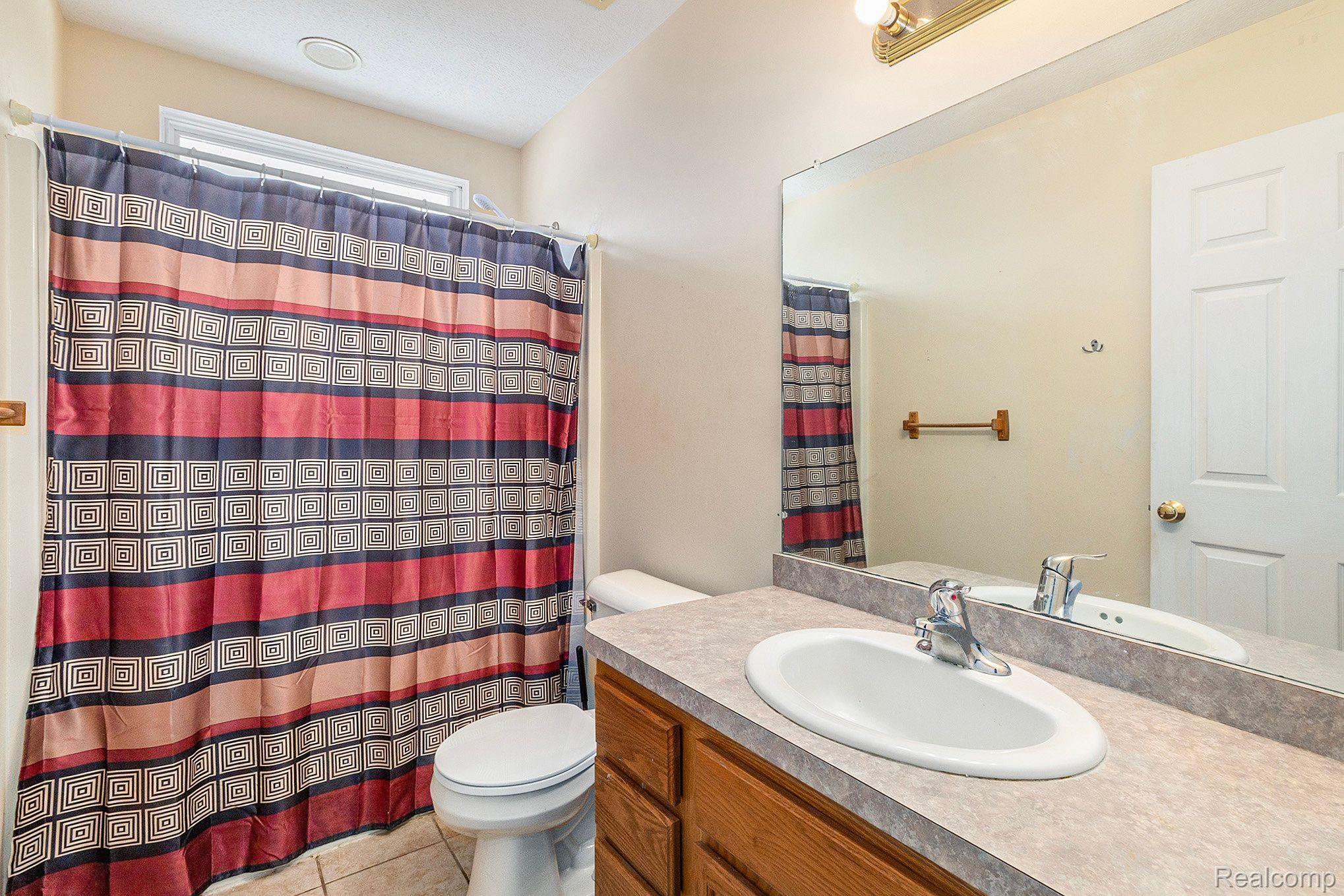1249 West Coon Lake Road Howell, MI 48843 - Photo 17 of 27 Gallery Image 17