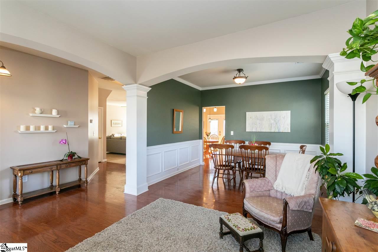 302 Ridgebrook Way Greenville, SC 29605 - Photo 5 of 34 Gallery Image 5
