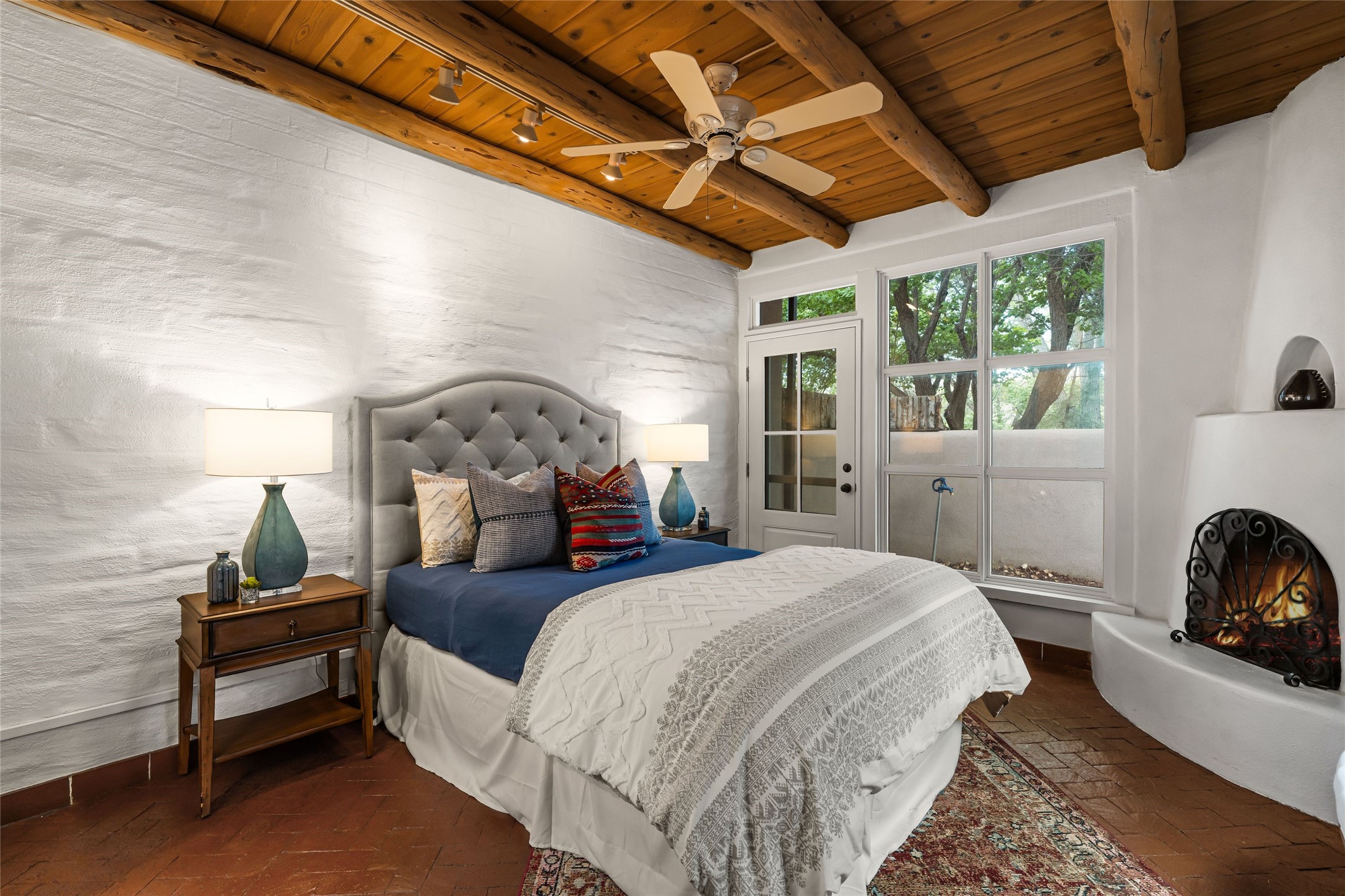 722 Bishops Lodge Road Santa Fe, NM 87501 - Photo 13 of 33 Gallery Image 13
