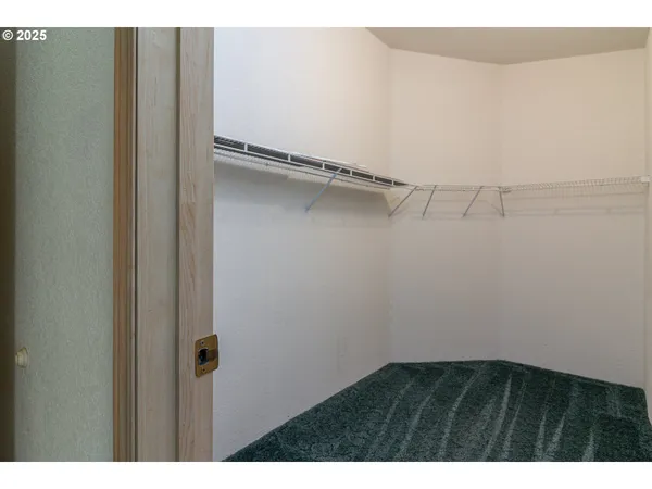 $399,900 | 30683 Spring Court, Hermiston, OR 97838