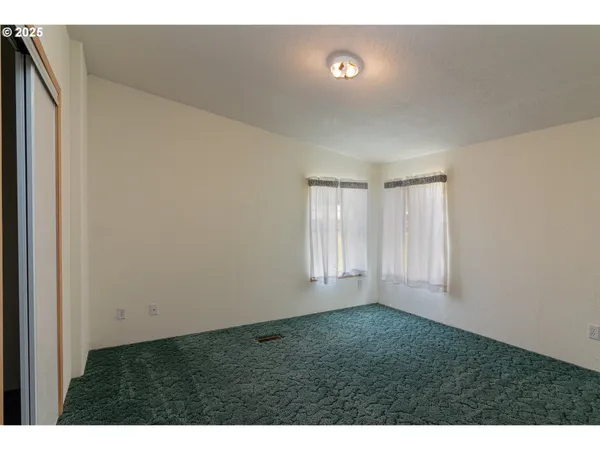 $399,900 | 30683 Spring Court, Hermiston, OR 97838