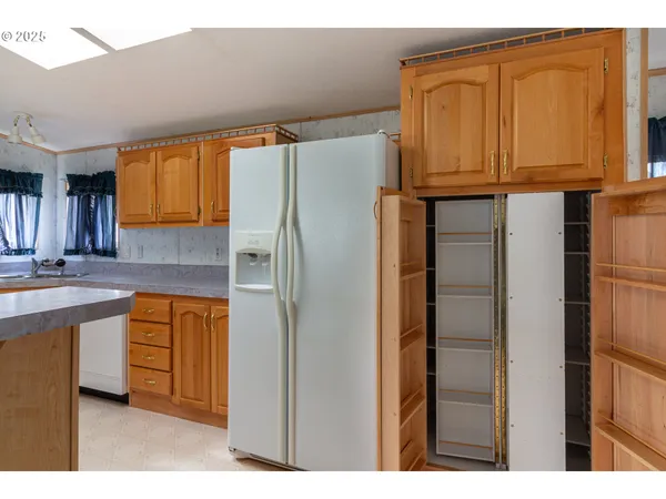 $399,900 | 30683 Spring Court, Hermiston, OR 97838