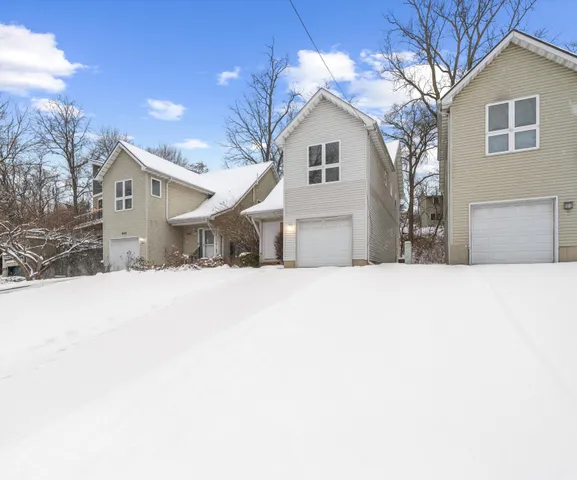 $3,200 | 905 Wildt Street, Ann Arbor, MI 48103