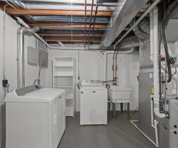 $3,200 | 905 Wildt Street, Ann Arbor, MI 48103