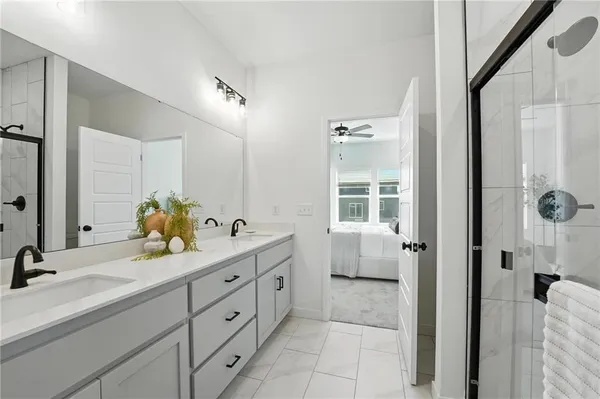 $420,495 | 10632 North Jarboe Street, Kansas City, MO 64155